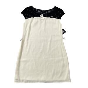 Express Dress XS White Black Gray Colorblock Lace Trim Shift